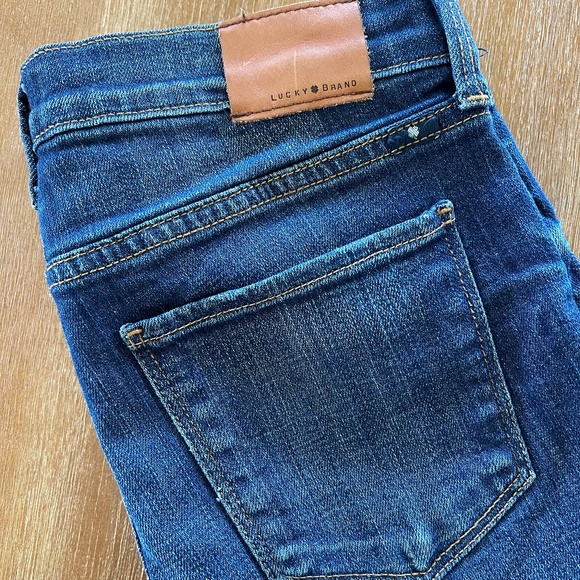 Lucky Brand Brooke Slim Boot Jeans - Picture 3 of 5